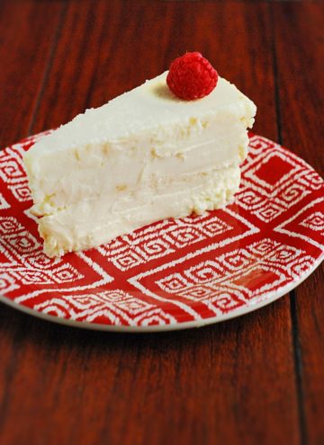 Keto Cheesecake - Ketosis friendly, low carb cheesecake perfect for a healthy living diet.