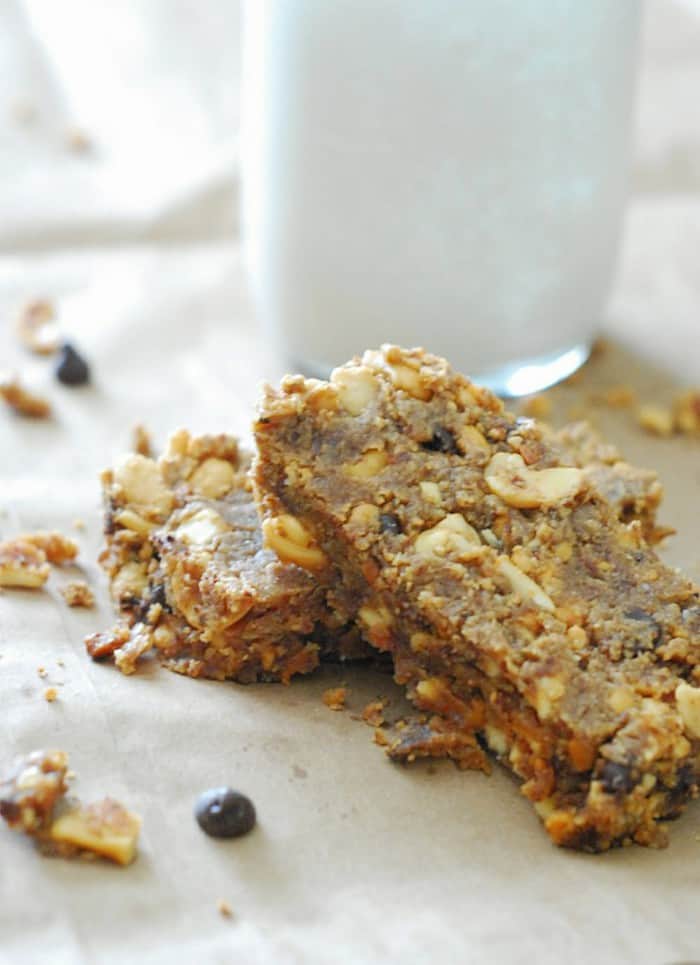 Peanut Butter Breakfast Bars - perfect low carb grab and go breakfast!