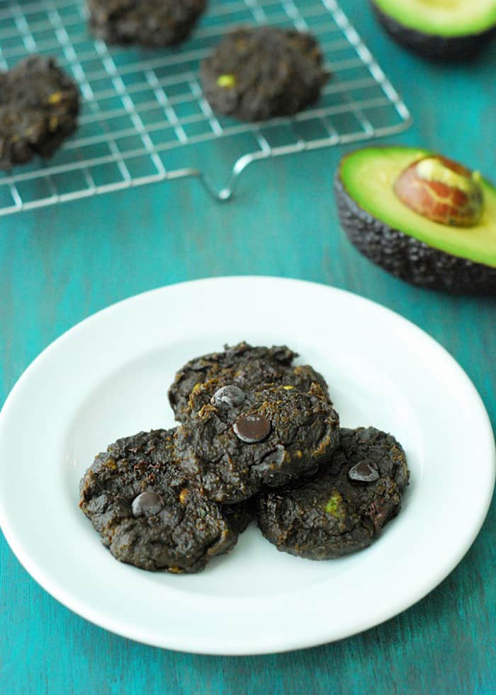 Avocado Chocolate Chip Cookies - Moist, chewy and absolutely tasty!