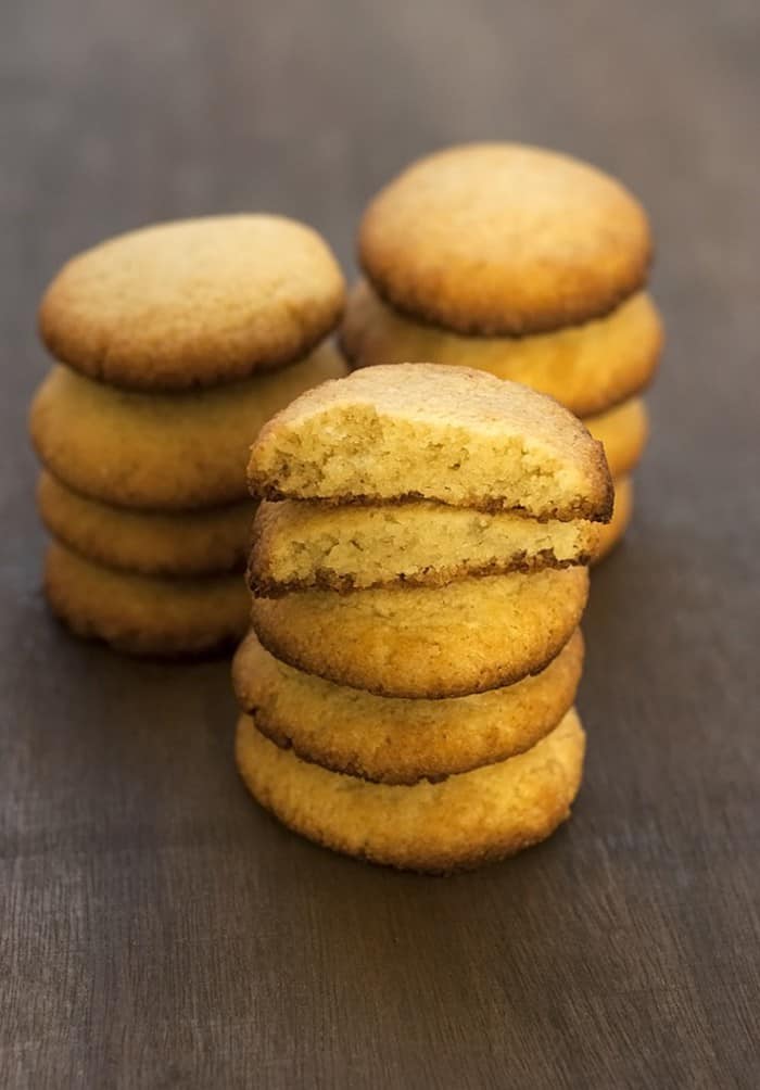 These Low Carb Sugar Cookies are the result over those sugary cookie cravings! They're soft, buttery and bring back those tasty holiday memories. But they don't contain any sugar, refined flour or butter.